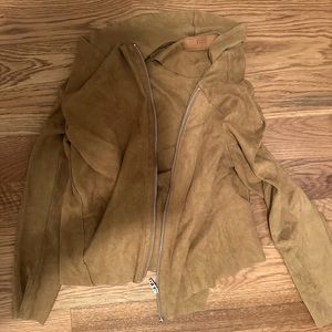 BLANKNYC women’s suede jacket in size small. good condition.